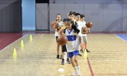 Konak’ın ücretsiz yaz spor okullarında kayıt dönemi başladı