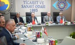 Ümit Özdağ'dan Erzurum Ticaret Odası'na ziyaret