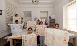 100 yıllık kalıplar yeniden iz bırakıyor