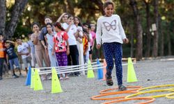 Çocuklar Kadifekale’de doyasıya eğlendi