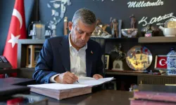 Özgür Özel, Yeni Parti'nin genel başkanı seçildi