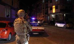 Denizli’de 53 yılla aranan 2 firari JASAT’ın sıkı takibinden kaçamadı