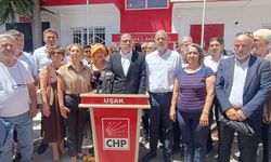 CHP'den ayrılan grup il binasını boşalttı, Yeni Parti için yürüdü