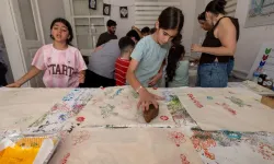 100 yıllık basma kalıpları çocukların elinde