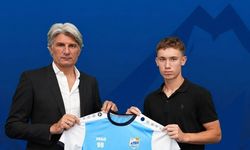 Türk futbolcu Burak Akıncı, PFC ARDA'ya imza attı!