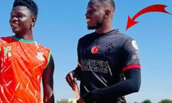 Galatasaray forması giyen Mouandilmadji özür diledi
