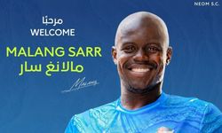 İsmi Fenerbahçe ile anılmıştı: Malang Sarr imzayı attı!