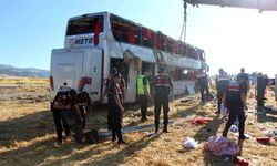 Amasya’da yolcu otobüsü devrildi: 46 yaralı