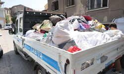 Konak zabıtasından izinsiz seyyar satışa sıkı denetim