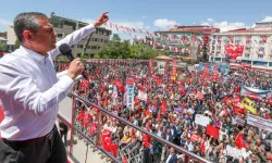 Özgür Özel’den yeni parti ve üç aşamalı plan açıklaması