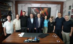 Ümit Özdağ’dan Beşikdüzü esnaf kooperatifine ziyaret