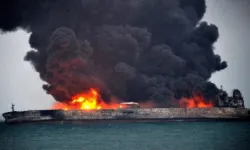 Hürmüz Boğazı'nda tanker patlaması iddiası: Mayına çarptığı öne sürüldü