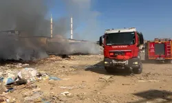Buca’da çöplük yangını esnafı isyan ettirdi