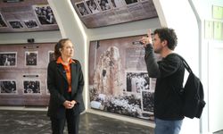 Karşıyaka’da rehberli turlar yeni rotayla devam ediyor: “Atatürk’ün Adımlarıyla Karşıyaka”