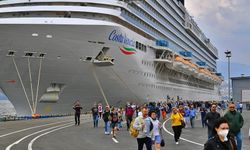 İzmir turizmde geriledi! Yabancı ziyaretçi sayısı düştü