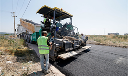 Bergama’da yollar yenileniyor, ulaşım daha güvenli hale geliyor