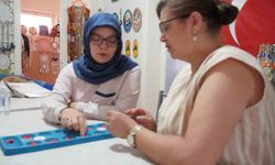 Çocuklarını satranca götürdü, Manisa’nın ilk kadın mangala antrenörü oldu