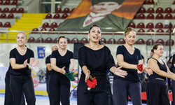 Büyükşehir’in Balkan dansları kursunda coşkulu final