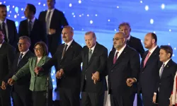 AK Parti'ye 3 milletvekili daha katıldı
