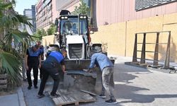 Bornova’da kaldırım ve yol işgallerine sıkı denetim