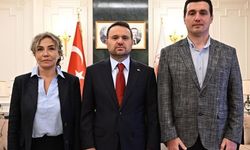 Bakan Gürlek, Behçet Oktay'ın ailesiyle görüştü