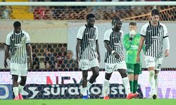 Beşiktaş, Alanyaspor'a 1-0 mağlup oldu