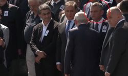 Özgür Özel'in mimikleri dikkat çekti: Kılıçdaroğlu ile buzlar eridi mi?