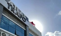 Kemalpaşa’da Atlas Trafo’da 50 işçi tazminatsız çıkarıldı