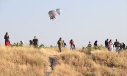 Kapadokya Balon Festivali'nde figürlü balonlar gökyüzünü renklendirdi
