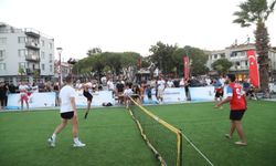 Çandarlı Cumhuriyet Meydanı’nda Ayak Tenisi Heyecanı: Şampiyon Duru Venti Çandarlı