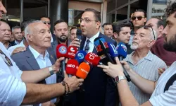 Balçova, başkanına kavuştu: Onur Yiğit görevi yeniden devraldı