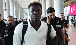 Fenerbahçe'nin yeni transferi Oppong İstanbul'da