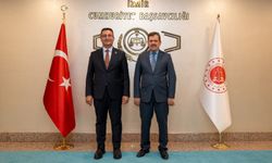 İZMİR CUMHURİYET BAŞSAVCILIĞI’NDA ZİYARET TRAFİĞİ