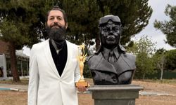 Akif Manaf Sağlık ve Barış Ödülü Sabiha Gökçen’e