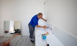 NARLIDERE BELEDİYESİ, ATATÜRK KÜLTÜR MERKEZİ'Nİ YENİLİYOR