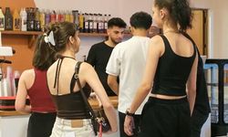 ÜNİVERSİTELİLERİN GÖZDE MEKANI YURT KAFE’YE YOĞUN İLGİ