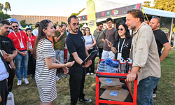Red Bull Karton Tekne Yarışması fuar coşkusuna renk kattı