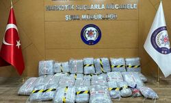 İzmir’de bir evde 80 kilo uyuşturucu ele geçirildi