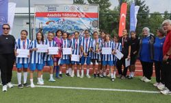 Manisa’nın kızları Türkiye üçüncüsü oldu