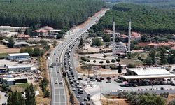 Muğla’da zincirleme kaza sonrası karayolunda trafik tıkandı