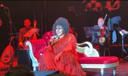 Kuşadası’nda yuhalanmıştı, olaylı konserin ardından Bursa’da sahne aldı