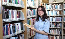 Şiirle Avrupa’nın zirvesine çıktı