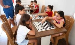 Efeler Belediyesi’nden gençlere destek