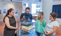 İzmir’in nadir eserleri yeniden vitrine çıktı