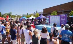 Ayvalık’ta yarı maratonun şampiyonları ödüllerini aldı