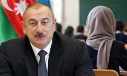 Azerbaycan’da okul kıyafeti düzenlemesi tartışma yarattı