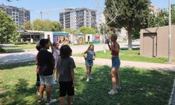 BAYRAKLI’DA ÇOCUKLAR YAZ OKULU ATÖLYELERİNDE BULUŞTU
