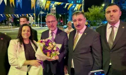 Kasapoğlu: İzmir’in kucaklayıcı siyasetiyle 2028-2029’da sandıkları patlatacağız