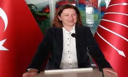 Foça Belediyesi'nde ilk istifa: Ebru Okay görevden ayrıldı