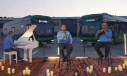BakuBus şoförlerinden Milli Müzik Günü’ne özel performans